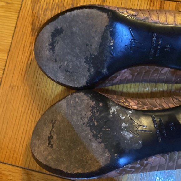 Giuseppe Zanotti bronze snakeskin heels, size 39 - Picture 3 of 11